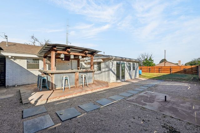 3409 W Cuthbert Ave, Midland, TX 79703