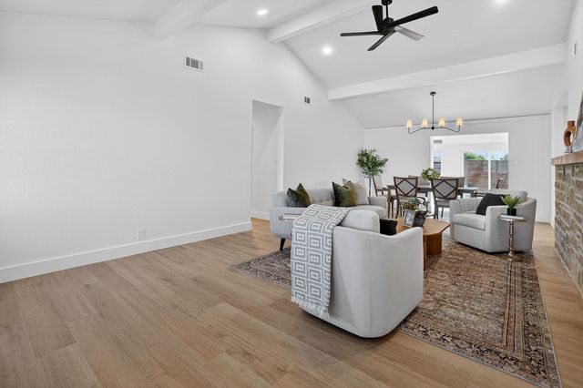 3409 W Cuthbert Ave, Midland, TX 79703