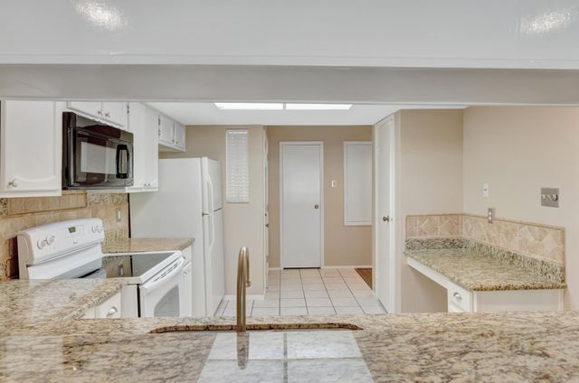 14555 Wunderlich Drive 2902, Houston, TX 77069