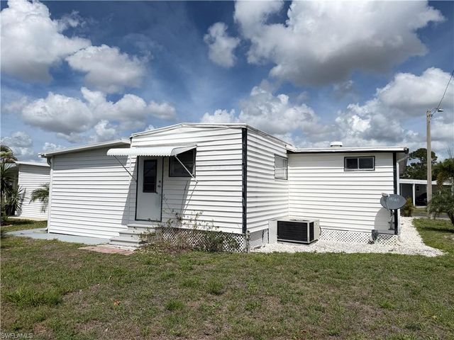 174 Overland TRL, North Fort Myers, FL 33917