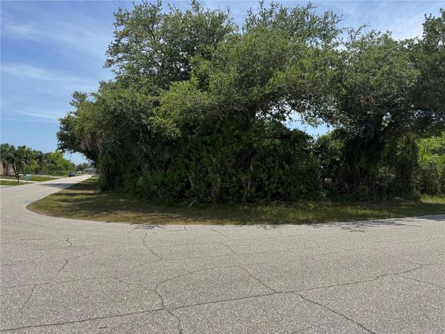 7251 FINNEGAN STREET, Port Charlotte, FL 33981