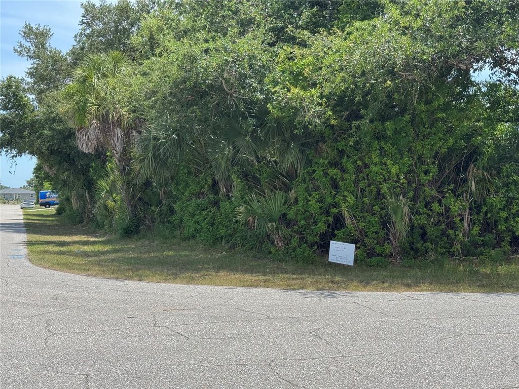 7251 FINNEGAN STREET, Port Charlotte, FL 33981