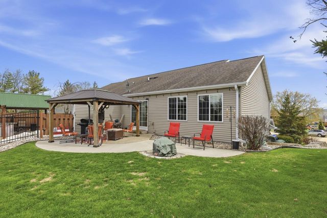 922 DENISE COURT, Kaukauna, WI 54130
