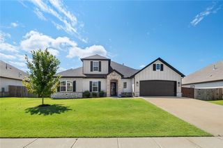 774 Lyon Loop, Springdale, AR 72764