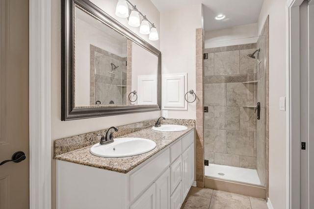 3821 Estes Park, College Station, TX 77845