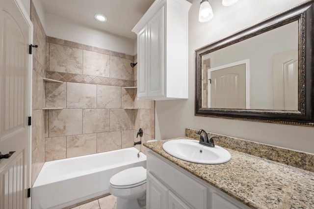 3821 Estes Park, College Station, TX 77845