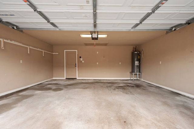 3821 Estes Park, College Station, TX 77845