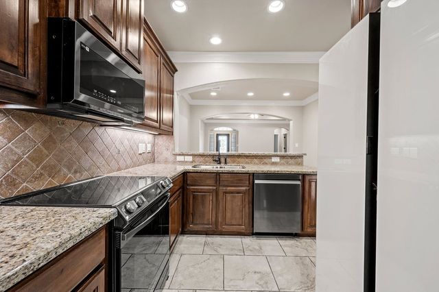 3821 Estes Park, College Station, TX 77845