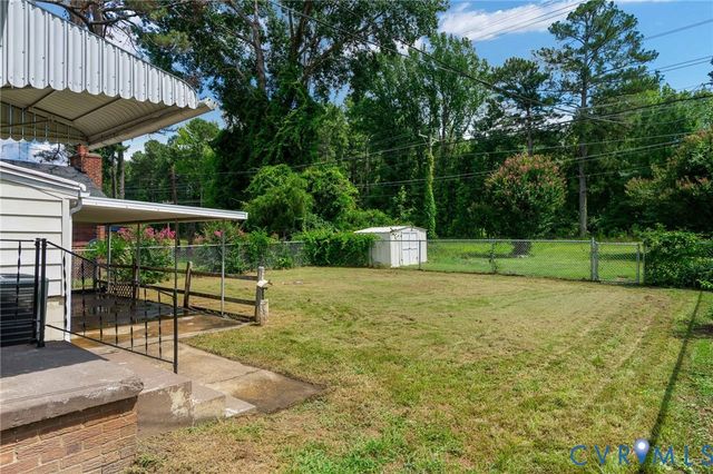 750 Hampton Rd, Petersburg, VA 23805