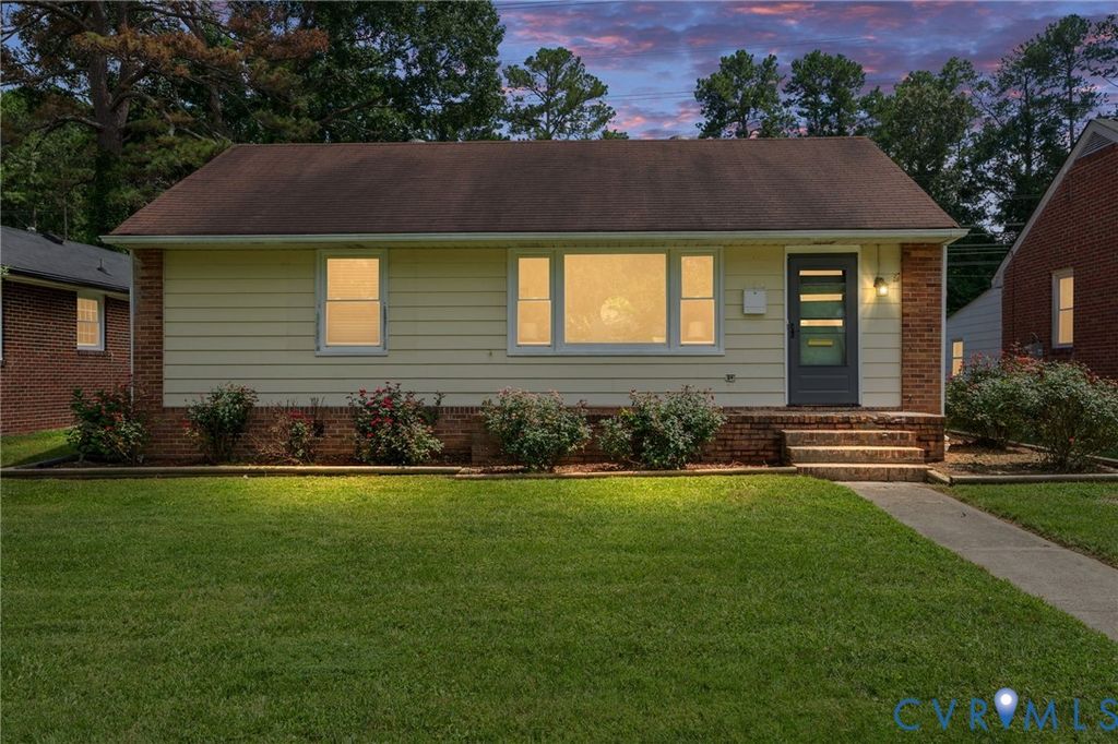 750 Hampton Rd, Petersburg, VA 23805