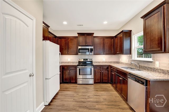 113 Wall Street, Savannah, GA 31405