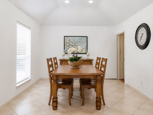 1324 Falcon Drive, Lewisville, TX 75077