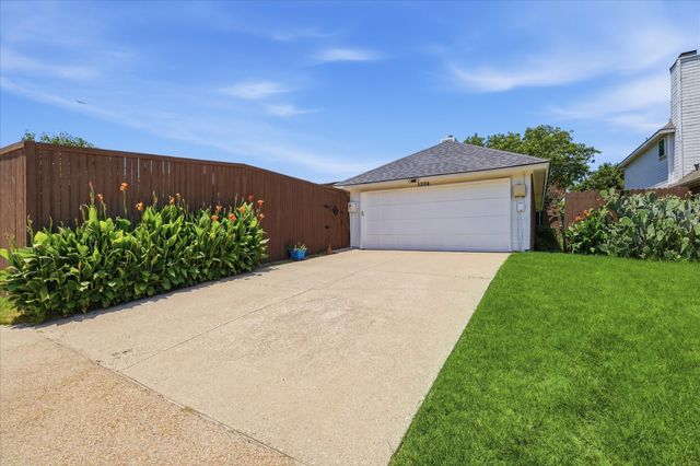 1324 Falcon Drive, Lewisville, TX 75077