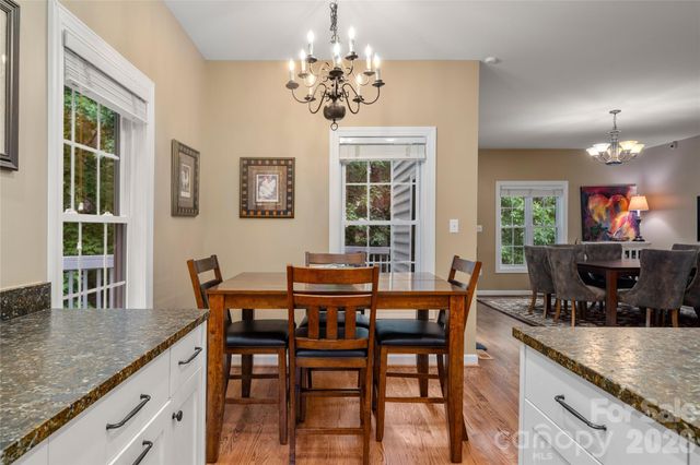 100 Welwyn Lane, Asheville, NC 28805