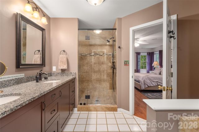100 Welwyn Lane, Asheville, NC 28805