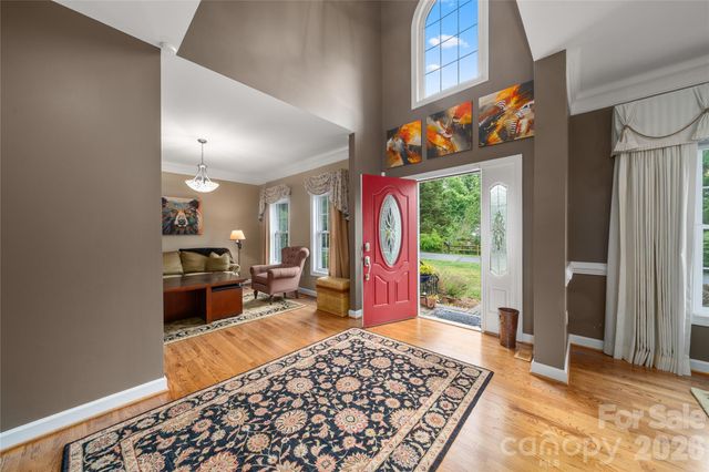 100 Welwyn Lane, Asheville, NC 28805