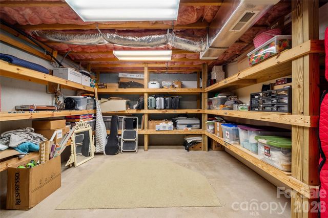 100 Welwyn Lane, Asheville, NC 28805