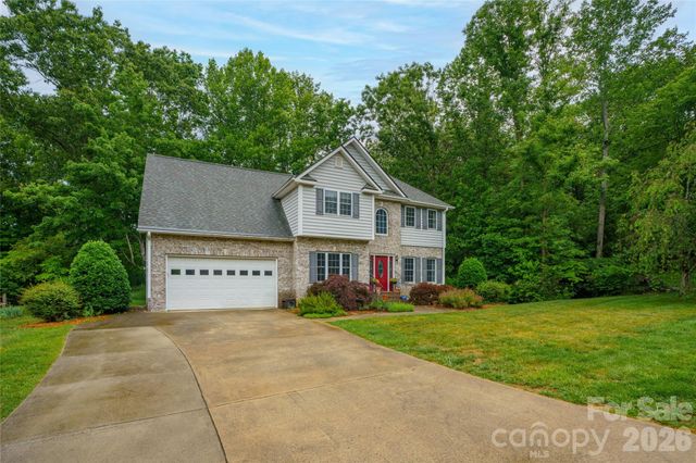 100 Welwyn Lane, Asheville, NC 28805