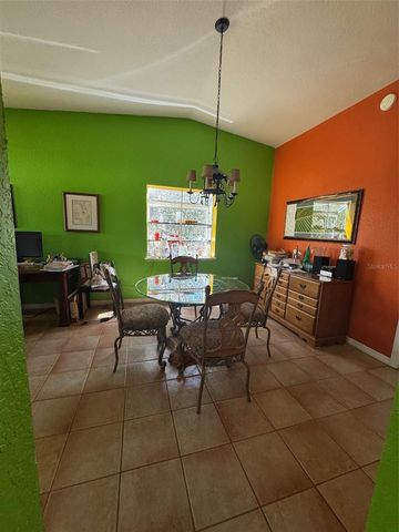 1065 S MASSACHUSETTS AVENUE, Deland, FL 32724