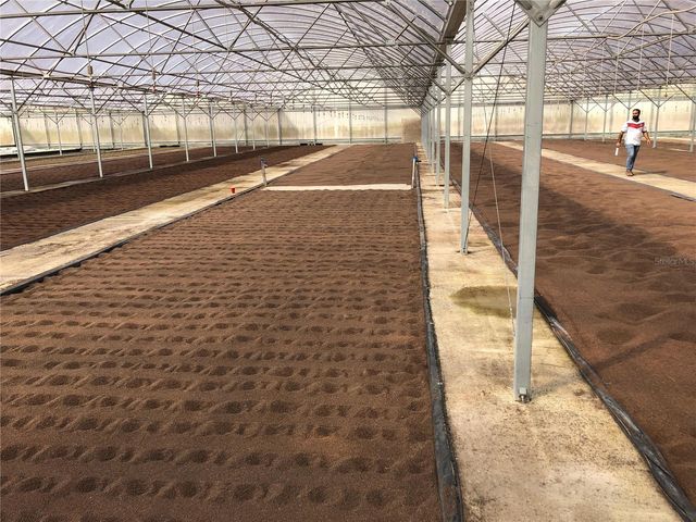 1065 S MASSACHUSETTS AVENUE, Deland, FL 32724