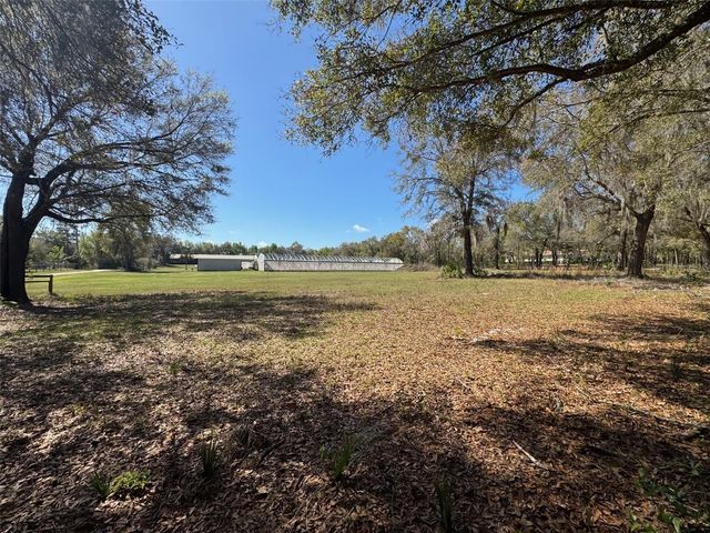 1065 S MASSACHUSETTS AVENUE, Deland, FL 32724