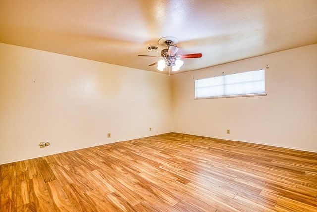 701 Brock Dr, Corpus Christi, TX 78412
