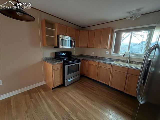 309 Redwood Drive, Colorado Springs, CO 80907