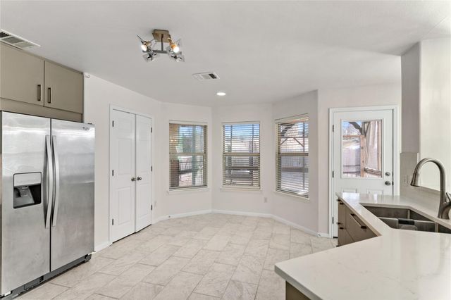 2051 Cambria DR, Buda, TX 78610