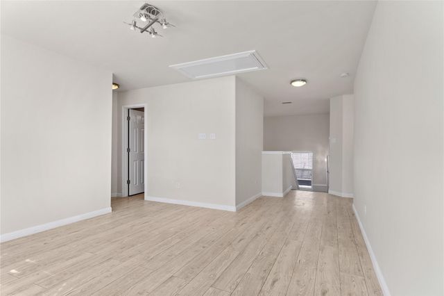 2051 Cambria DR, Buda, TX 78610