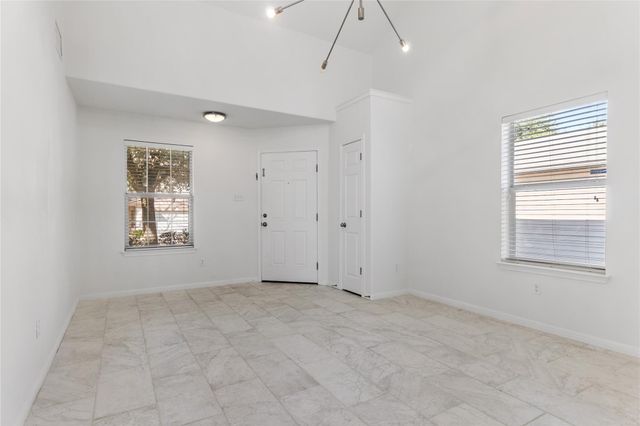 2051 Cambria DR, Buda, TX 78610