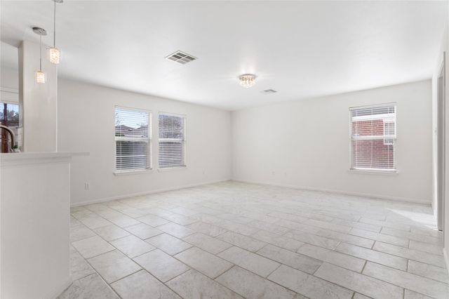 2051 Cambria DR, Buda, TX 78610