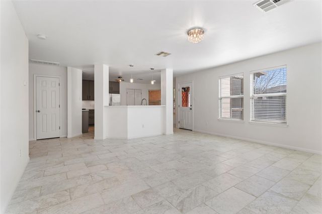 2051 Cambria DR, Buda, TX 78610