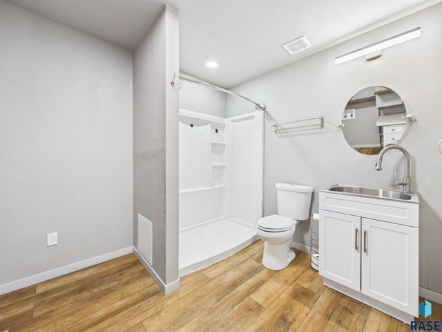 905 Fanning St Street, Tea, SD 57064