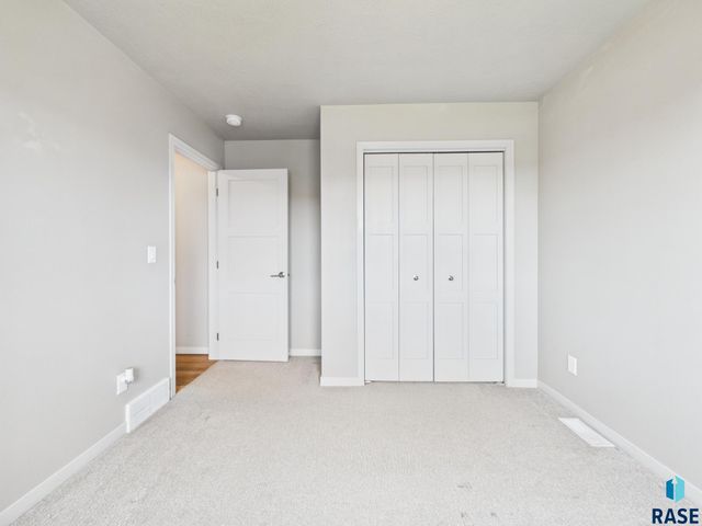 905 Fanning St Street, Tea, SD 57064