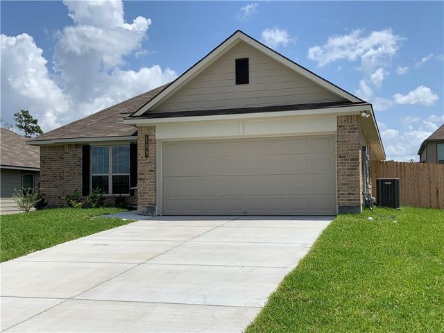 139 Bates Ct, Huntsville, TX 77320