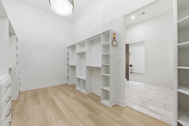 9448 Acadian Way, Orange, TX 77630