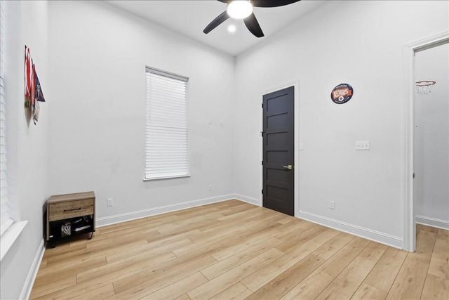 9448 Acadian Way, Orange, TX 77630