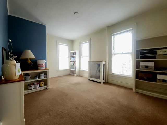 2 S Spring Street, Concord, NH 03301