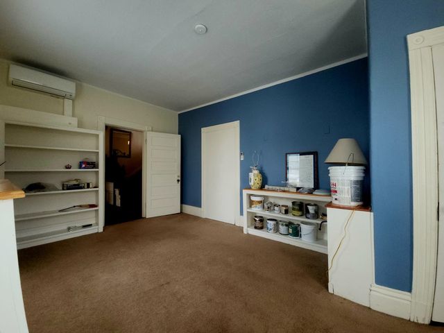 2 S Spring Street, Concord, NH 03301