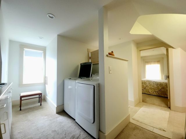 2 S Spring Street, Concord, NH 03301