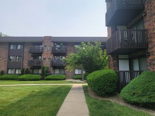 1503 WOODBRIDGE Road 1F, Joliet, IL 60436