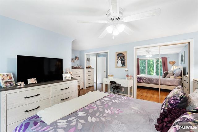 19 Glenview Drive, West Orange, NJ 07052