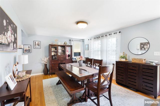 19 Glenview Drive, West Orange, NJ 07052