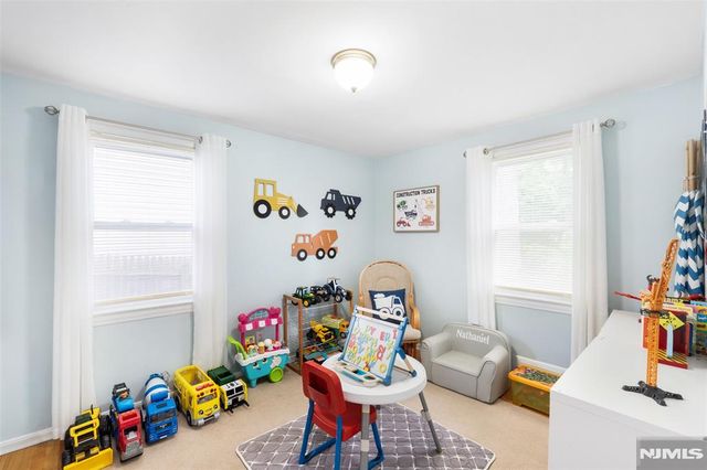 19 Glenview Drive, West Orange, NJ 07052