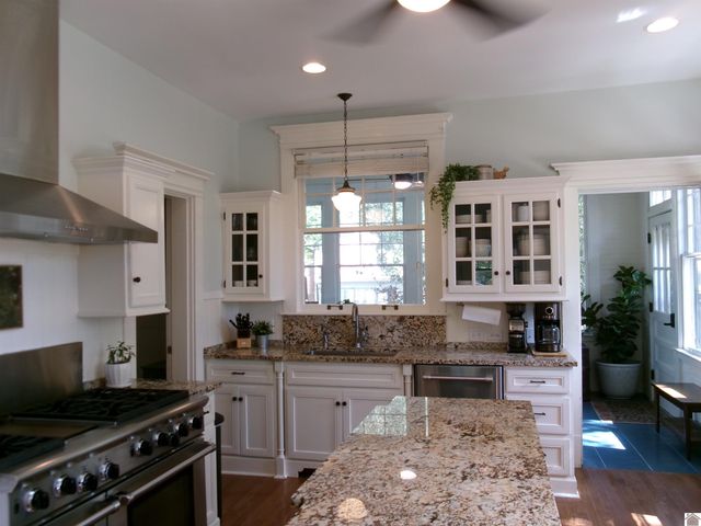 504 E College St, Mayfield, KY 42066