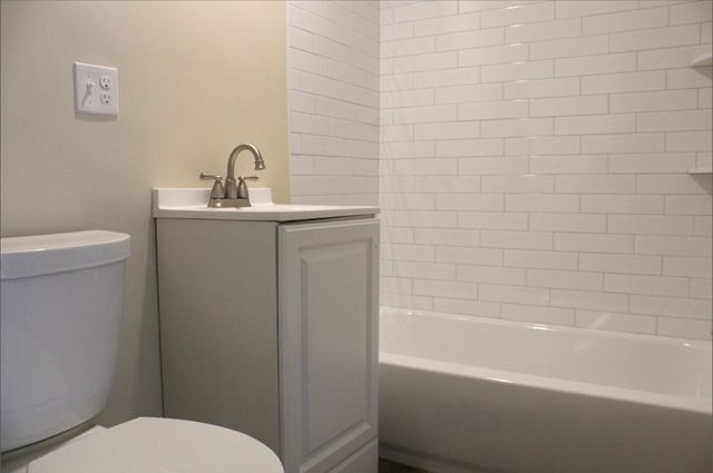 78 Endicott St 1R, Peabody, MA 01960