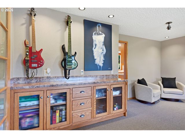 1111 Ne 126TH Loop, Vancouver, WA 98685