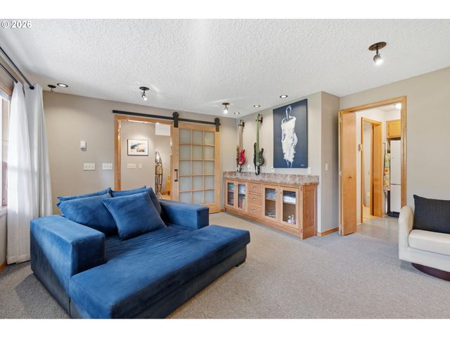 1111 Ne 126TH Loop, Vancouver, WA 98685