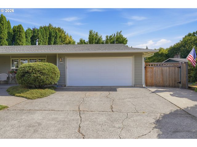 1111 Ne 126TH Loop, Vancouver, WA 98685
