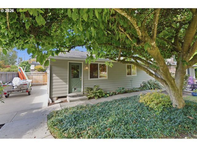 1111 Ne 126TH Loop, Vancouver, WA 98685